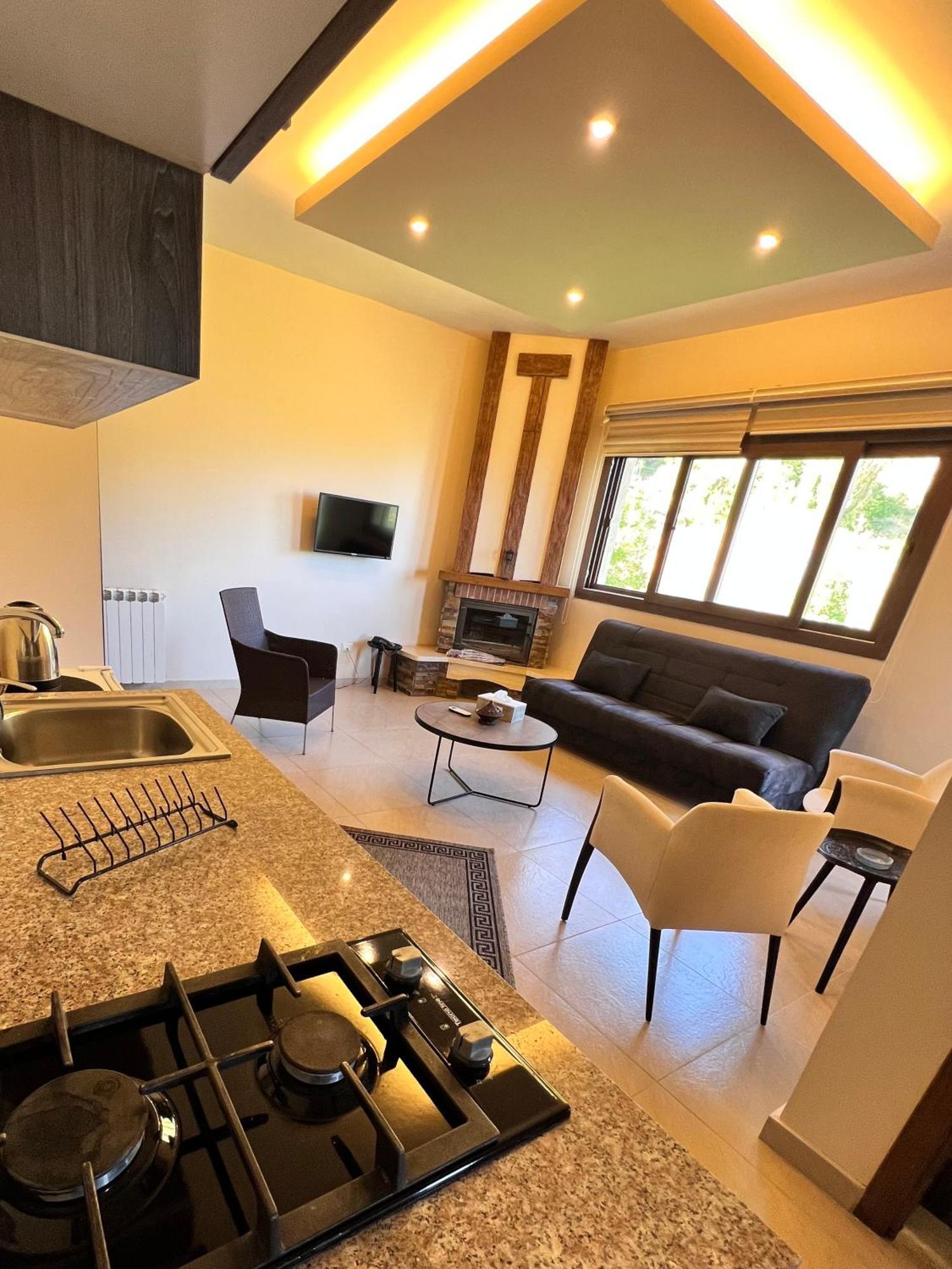 Austria Luxury Apartments, Faraya Hotel エクステリア 写真